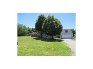 2505 Lincoln Dr, Clarksville, IN 47129