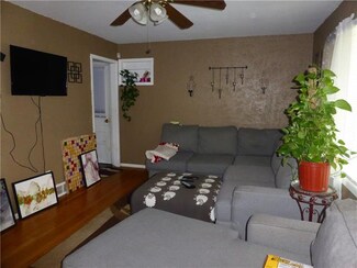 702 N Rogers St, Independence, MO 64050