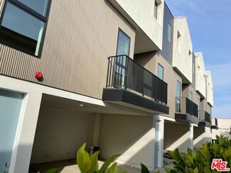 2019 Preuss Rd Unit C, Los Angeles, CA 90034