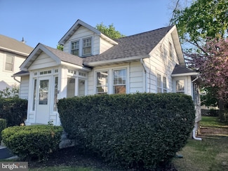 57 Elizabeth St, Pemberton, NJ 08068