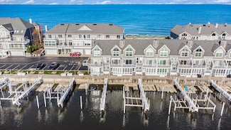 409 Lake Dr Unit 10, New Buffalo, MI 49117