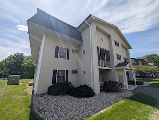 41 W Summit St Unit 55, South Hadley, MA 01075