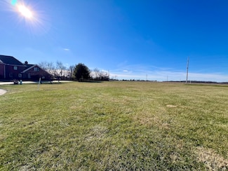 23 Cambridge, Mattoon, IL 61938