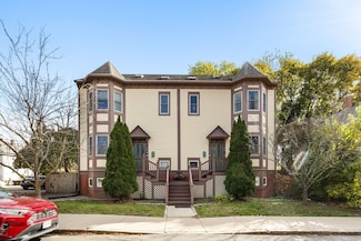 70 Victoria St, Somerville, MA 02144