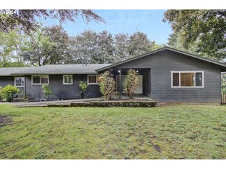 740 NW Eleven Mile Ct, Gresham, OR 97030