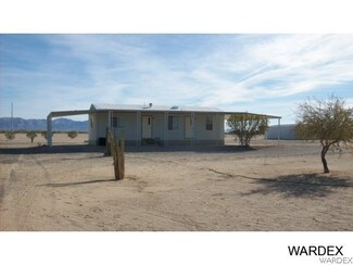 32505 42 E, Bouse, AZ 85325