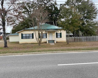24353 5th Ave, Florala, AL 36442