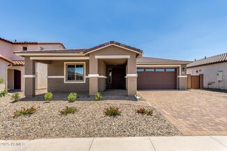 40563 W Michaels Dr, Maricopa, AZ 85138