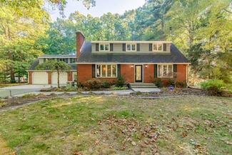 5025 Smith Rd, Ottawa Lake, MI 49267