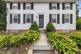 115 N Bend St, Pawtucket, RI 02860