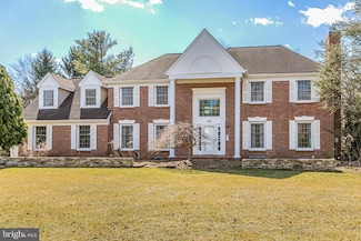 10 Garnet Ln, Princeton Junction, NJ 08550