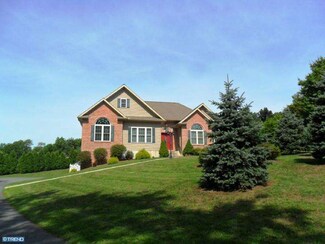 1759 Tanglewood Rd, Orwigsburg, PA 17961