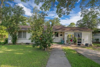 3825 Belmont Dr, Waco, TX 76711