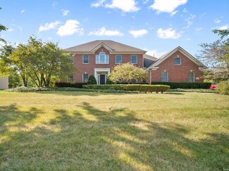 7807 Inverness Glens Dr, Fort Wayne, IN 46804
