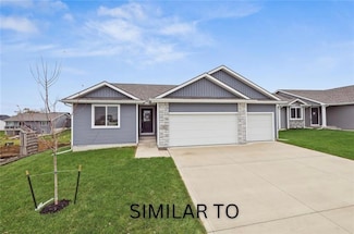920 Willow Valley Dr, Norwalk, IA 50211