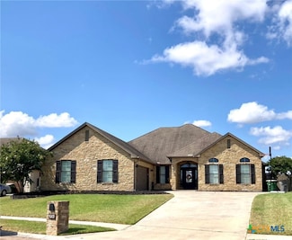 205 Pebble Brook, Victoria, TX 77904