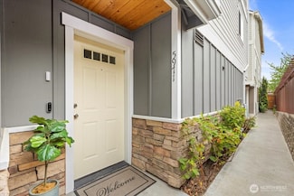 5971 Rainier Ave S Unit A, Seattle, WA 98118