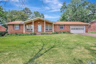 2515 Guenevere Ave SE, Huntsville, AL 35803