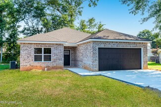 4008 Southern Oaks Dr, Gulfport, MS 39507