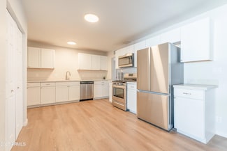 1001 W 19th St, Tempe, AZ 85281