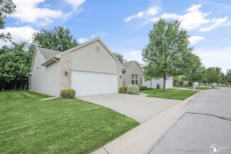 7277 Netty Rd, Lambertville, MI 48144