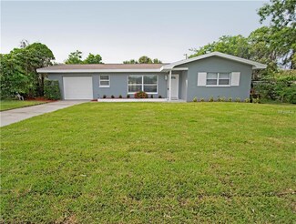 618 Roanoke St, Dunedin, FL 34698