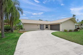3829 Gatewood Dr, Sarasota, FL 34232