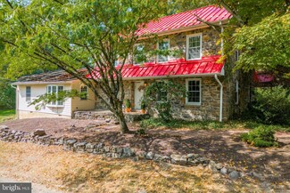 85 Bragg Rd, Schwenksville, PA 19473