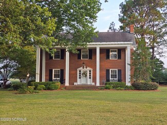 429 E Main St, Conway, NC 27820
