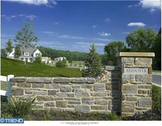 5 Hadley Ln, Glen Mills, PA 19342