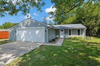 8323 Harwick Ct, Fort Wayne, IN 46815