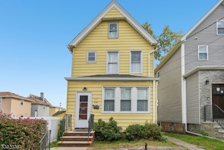 670 Devon St, Kearny, NJ 07032