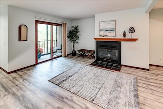 139 Ponwood Cir, Madison, WI 53717