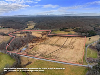 459 Briarthicket Rd, Bybee, TN 37713