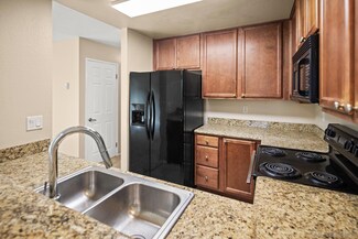 225 W El Norte Pkwy Unit 131, Escondido, CA 92026