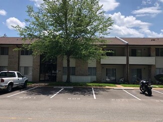 10080 Sakura Dr Unit 3, Saint Louis, MO 63128