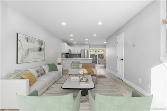 932 S Peoria St Unit 932, Aurora, CO 80012