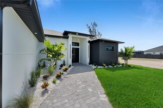419 NW 7th Ave, Cape Coral, FL 33993
