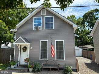 70 Jarvis St, Pemberton, NJ 08068
