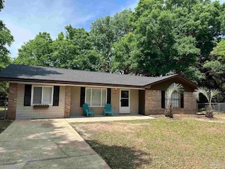 5437 Camille Gardens Cir, Milton, FL 32570