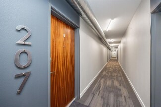 400 SW 7th St Unit 207, Des Moines, IA 50309