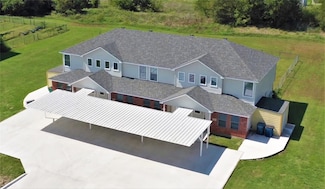7703 Stanley Ct, Joshua, TX 76058