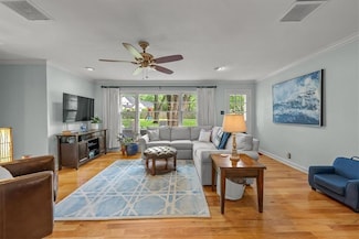 2819 W 89th St, Leawood, KS 66206