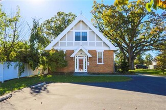 420 Howertown Rd Unit 1, Catasauqua, PA 18032