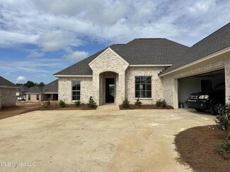 303 Chapel Ln, Madison, MS 39110