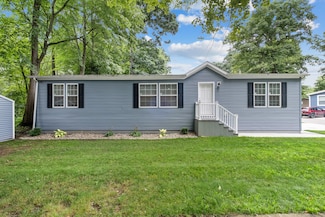 3 Happy End Dr Unit 3, Sparta, MI 49345