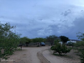33409 S Apache Girl Trail, Oracle, AZ 85623