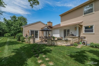 635 Sylvan Ct, Batavia, IL 60510