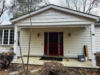 159 S Parkway Dr, Delaware, OH 43015