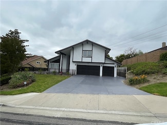 660 S Covered Wagon Trail, Anaheim, CA 92807